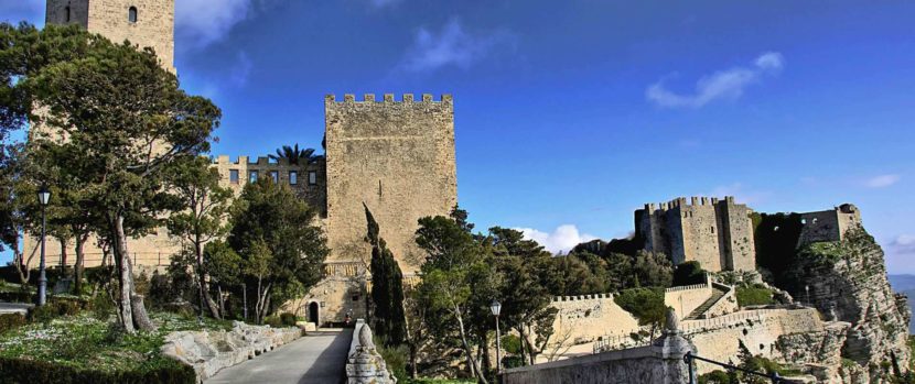 The splendid town of Erice, perched on top of Monte San Giuliano,has very ancient origins.